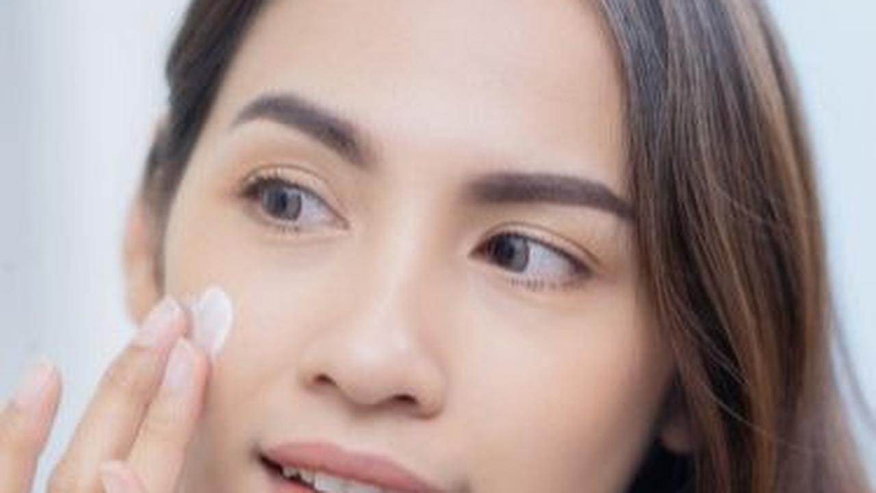 9. Avoskin Ultra Brightening Cream<br>