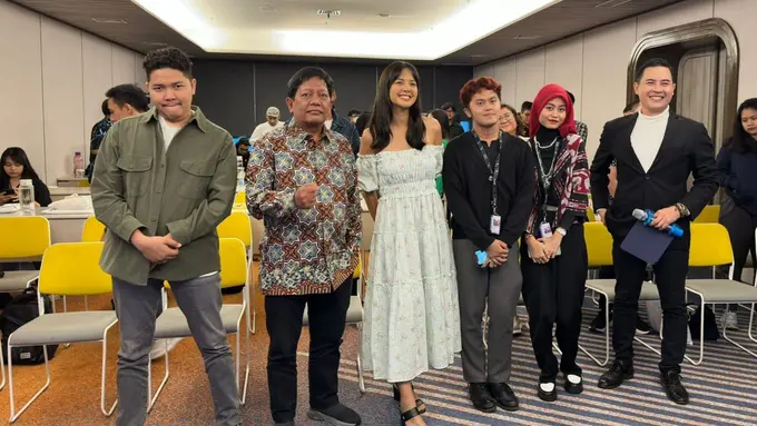 Aurelie Moeremans dalam campaign #MakinHepii bersama KOMINFO (dok. KOMINFO)