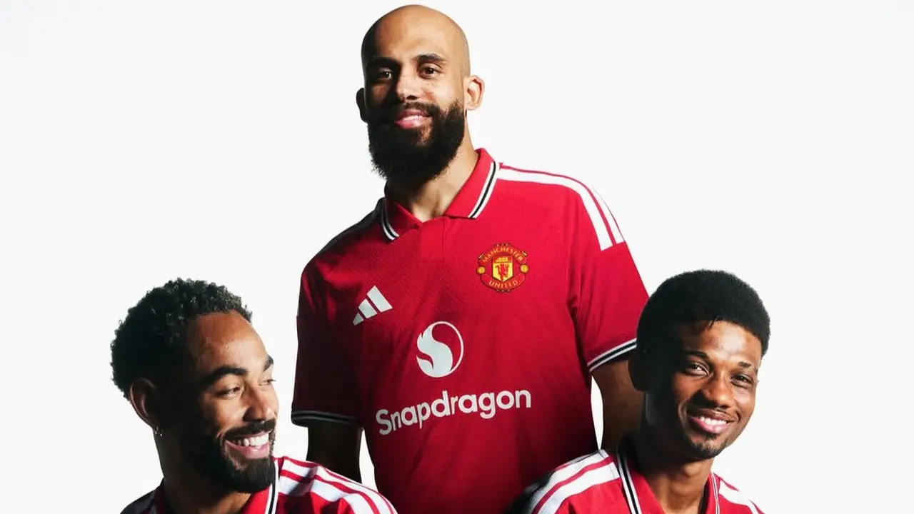 Jersey Manchester United untuk musim 2026/2027