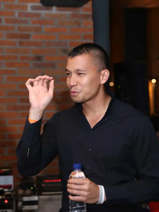 Pernikahannya dengan Stevi yang dibina empat tahun, membuahkan seorang anak yang bernama Drucilia Kalea Arifin. (Nurwahyunan/Bintang.com)