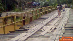 Citizen6, Pekanbaru: Jembatan terburuk berada di Rohul, Pekanbaru, Riau. (Pengirim: Micky)