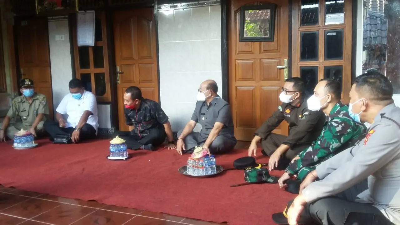 Forkopimda Karangasem Kunjungi Rumah Keluarga Korban Nanggala 402