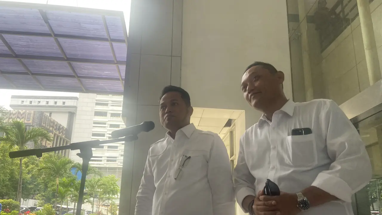 Gubernur Terpilih Kaltim, Rudy Mas’ud memastikan kebijakan efisiensi pemerintah pusat tidak berdampak pada proses pemerintahan di daerahnya. (Liputan6.com/M. Radityo Priyasmoro)