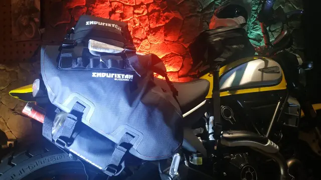 Tas Touring asal Swiss Ini Diklaim Anti Air Luar dan Dalam (Arief A/Liputan6.com)