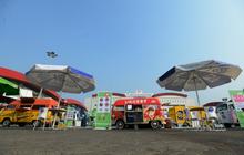 Menikmati kuliner unik food truck di IIMS 2015