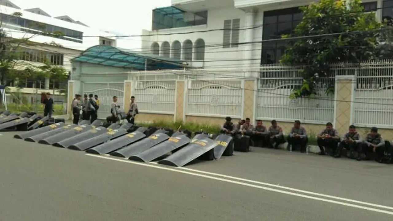 Pengamanan di Kediaman Ahok