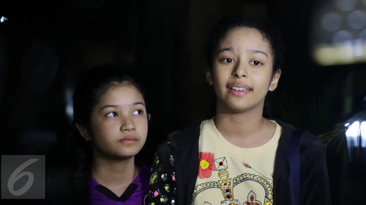 Dua putri Yana Zein, Aurelia dan Alika