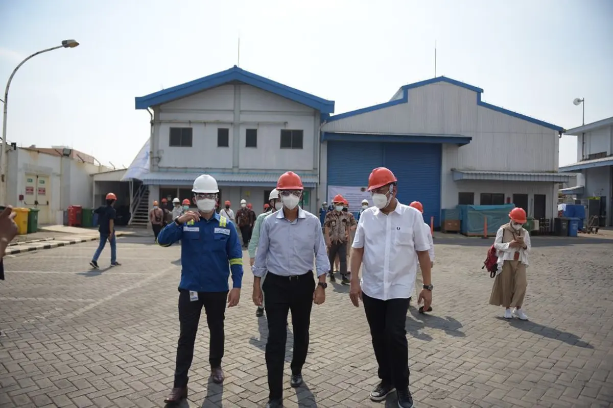 Dalam memenuhi kebutuhan oksigen medis, Pemerintah juga melibatkan semua pihak dari dalam dan luar negeri termasuk pihak swasta. (Dok ekon.go.id)
