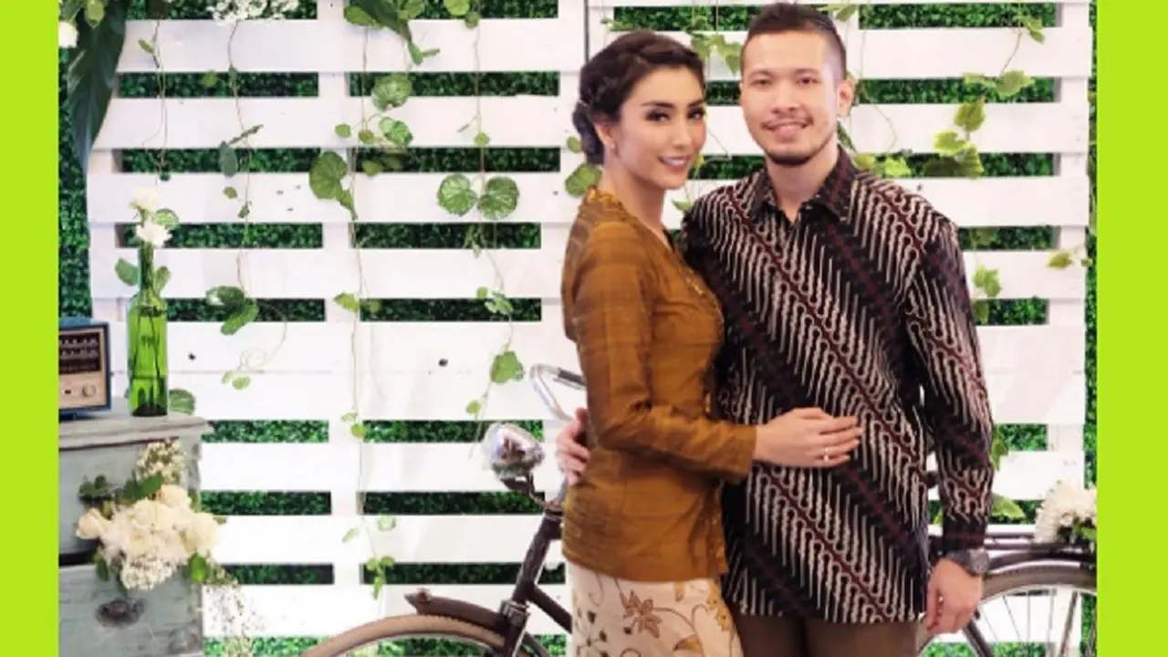 Berfoto dengan Pengantin, Tyas Mirasih Ingin Segera Menikah