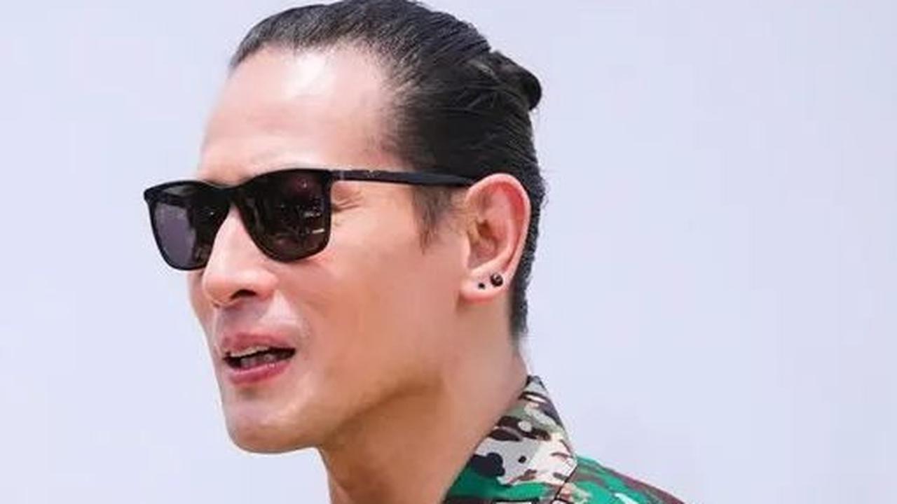 Potret Gagah Chef Juna Pakai Seragam TNI, Ternyata Pernah Daftar Marinir AS
