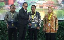 Tutup Rakor Sekda dan Kepala Bappeda, Wamendagri Bima Ingatkan Dukungan Program Prioritas Kopdeskel