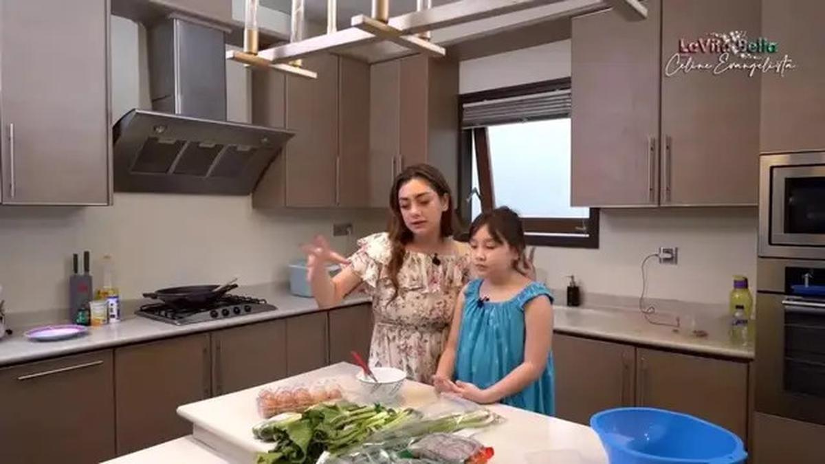 Potret Dapur Rumah Celine Evangelista dengan Model Minimalis, Bikin Suasana Nyaman saat Memasak