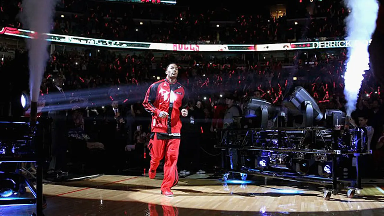 derrick-rose-131126b.jpg