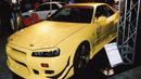 Nissan Skyline GTR R34 berkelir kuning ini terlihat sederhana namun tetap agresif. (Source: speedhunters.com)