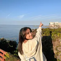 Menikmati liburan di Korea Selatan, Fuji Utami pilih gaya andalannya, yakni casual boyish [@fuji_an]