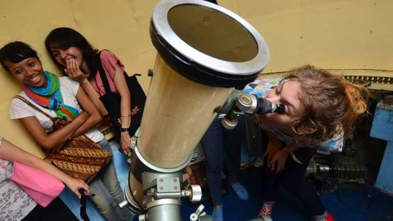Lihat Venus, warga Jakarta padati Planetarium