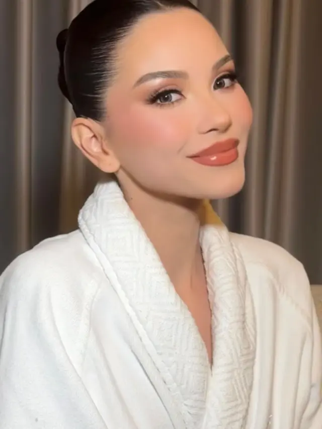 Bersinar bak Bintang Hollywood, Potret Makeup Paripurna Alyssa Daguise di Momen Resepsi Pernikahan