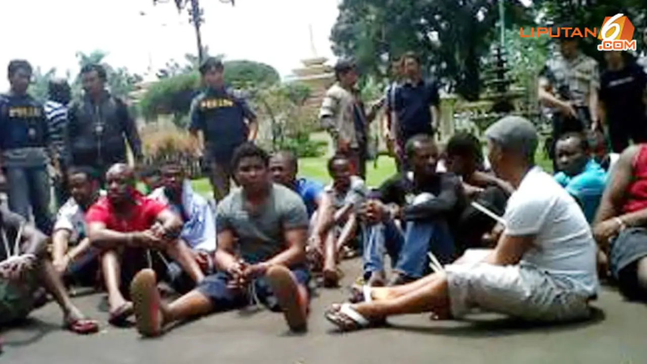 pelaku-cybercrime-131031b.jpg