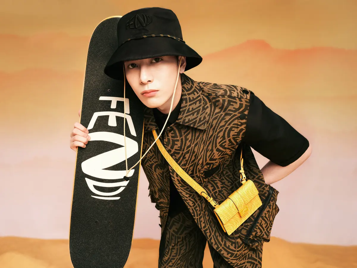 Jackson wang fendi best sale sweater