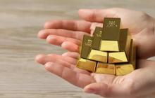 Harga Emas 24 Karat Hari Ini 'Meledak'! Antam & Pegadaian Naik Tajam 14 Oktober 2025