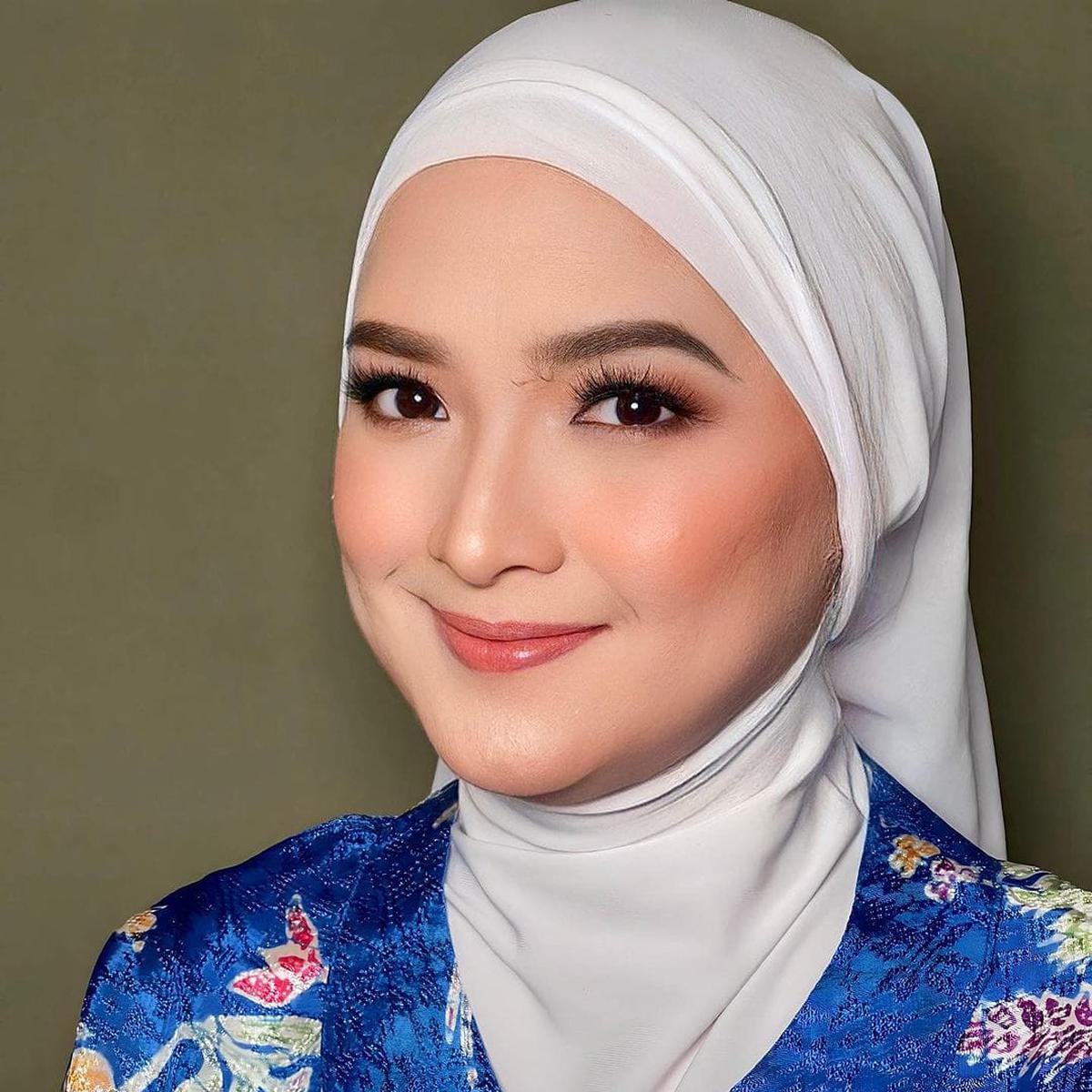 Momen Andhara Early Nangis Usai Khatam Quran Kelima Kalinya, Tak Kuasa Tahan Haru