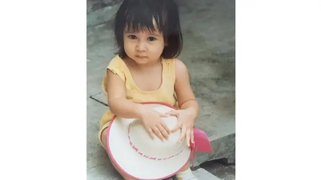 5 Foto Masa Kecil Geng de Rainbow 'Kepompong', Aryani Fitriana Imut Banget