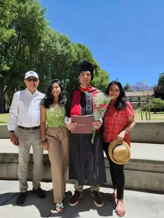 (Instagram/megaselvia_kamandanu)