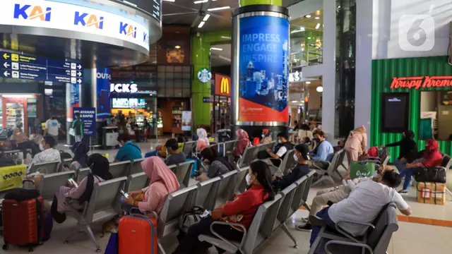 FOTO: Perjalanan Domestik Tak Perlu Lagi Tunjukkan Bukti Tes COVID-19