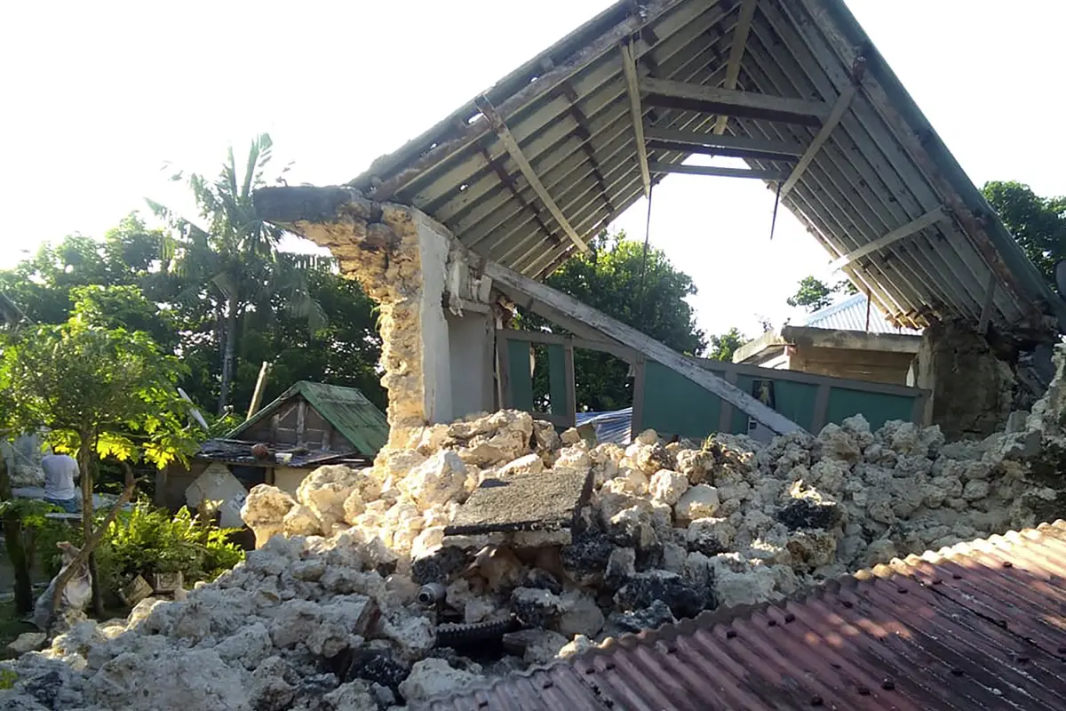 Penampakan Kerusakan Akibat Gempa Kembar di Filipina