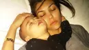 Nah! Ini ketika Kourtney tengah tidur dengan sang anak! (instagram/kourtneykardashian