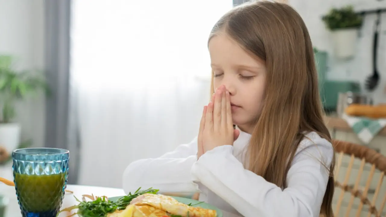 Ilustrasi makanan bergizi untuk anak (Foto: freepik)