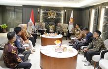DPR Kawal Aspirasi Forum Guru, Dorong Kepastian Status Non-ASN