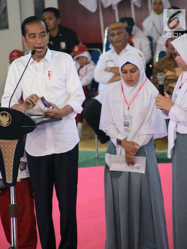 Ribuan Siswa-siswi Gorontalo Terima Kartu Indonesia Pintar