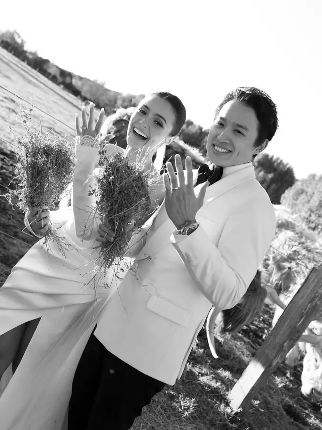 Sama-sama terlihat elegan, ini adu gaya busana nikahan Alyssa Daguise vs Amanda Rawles