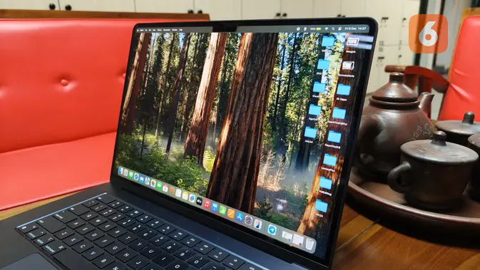 <p>MacBook Air M3. (Liputan6.com/ Agustinus Mario Damar)</p>