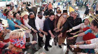 Festival Budaya Indonesia yang digelar di Terminal 3 Bandara Soekarno Hatta Tangerang Banten dihadiri oleh Menteri BUMN Erick Thohir.