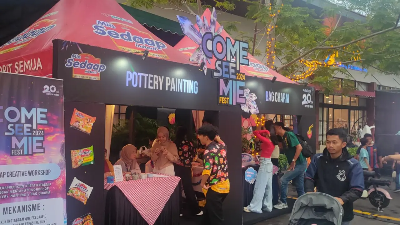 Festival Kreasi Gen Z di Come See Mie 2024 Bandung Tampilkan Band Ternama sampai Karya Ilustrator Lokal.