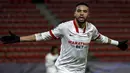 Youssef En-Nesyri mampu tampil gemilang di LA Liga musim lalu. Striker utama Sevilla ini telah menorehkan gol sebanyak 24 kali dari 52 penampilan di semua ajang. Dirinya merupakan pemain kunci bagi Los Nervionenses dan aset penting bagi Timnas Maroco. (Foto: AFP/Damien Meyer)