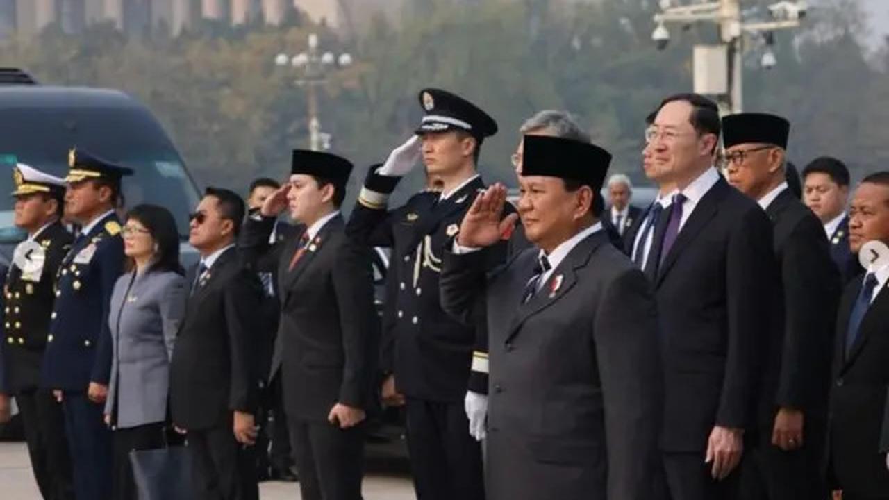 Sepatu Unik Wamen Stella Christie Saat Ketemu Presiden China Xi Jinping Sukses Curi Perhatian