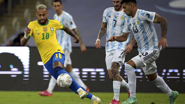 Foto Copa America: Argentina Rebut Trofi Copa America 2021 setelah Tumbangkan Juara Bertahan Brasil