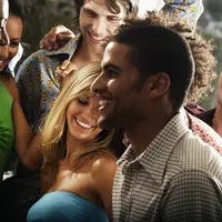 Khawatir si pacar masih cinta sama mantannya? Ketahuilah 5 tanda berikut ini.
