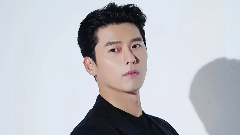 Hyun Bin. (Foto: Vast Entertainment via Instagram/ vast.ent)