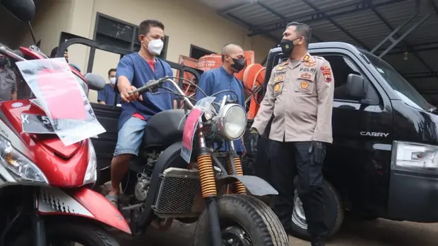 Polisi Grebek Pabrik Arak Oplosan Omset ratusan Juta
