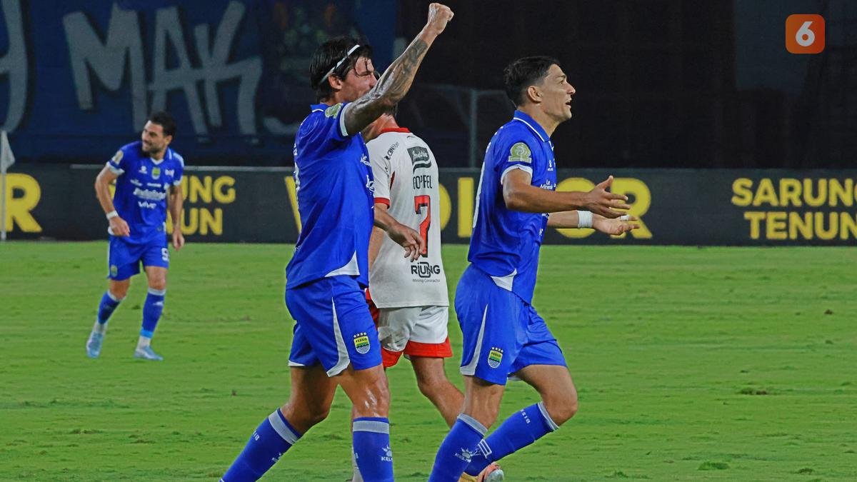 Persib Bandung Kokoh di Puncak Klasemen BRI Super League Usai Taklukkan Bali United