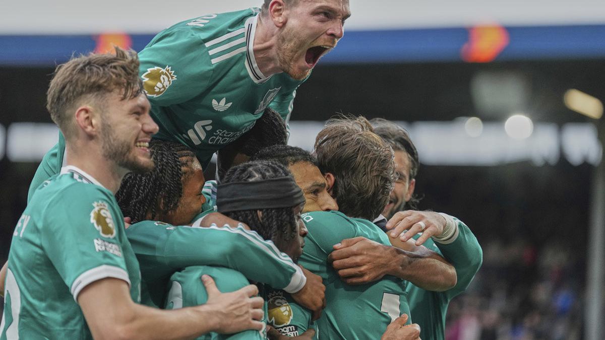 Rating Pemain Liverpool vs Burnley: Salah Kembali Jadi Pembeda, Gravenberch Maestro, Kerkez Mengenaskan