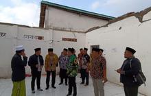 Kemenag Salurkan Bantuan Pesantren: Dua Insiden Tragis di Jatim, Atap Ambruk & Santri Terjatuh Tangga