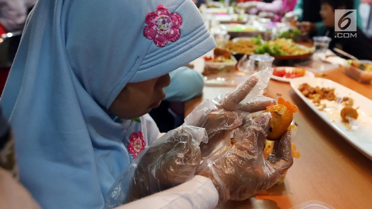 Anak Berkebutuhan Khusus dan Disabilitas Belajar Menghias Bekal Nusantara