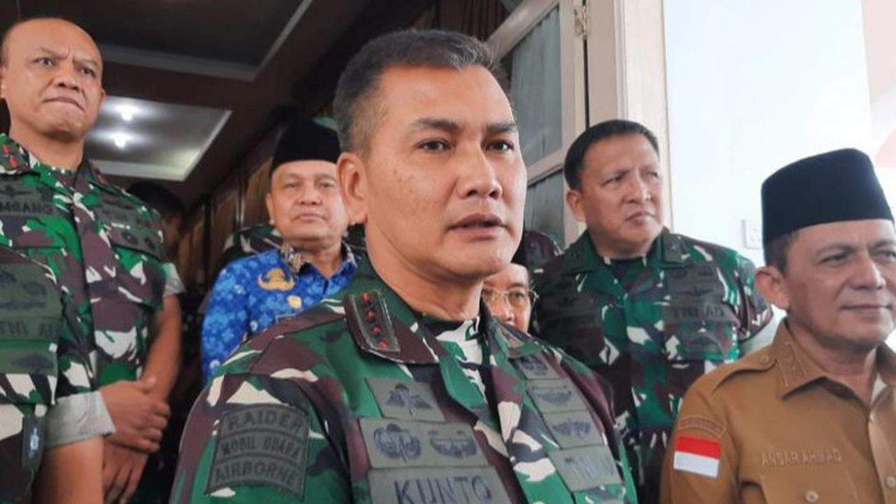 Promosi Perwira Tinggi Lazim Diketahui Presiden, Pembatalan Mutasi Letjen Kunto Arief Picu Spekulasi Politis
