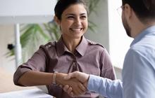 HRD Perusahaan Terima Fresh Graduate Padahal Tak Punya Pengalaman & Prestasi, Ternyata Sosoknya Tak Sembarangan
