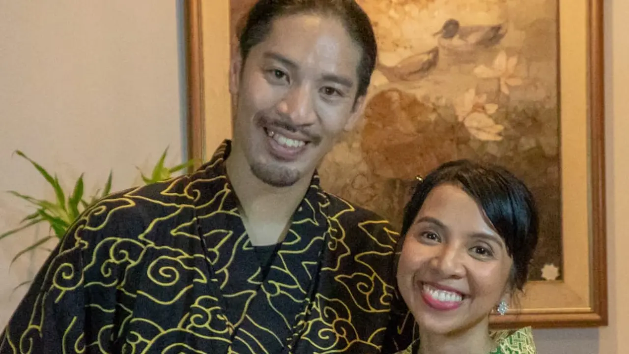 Hiroaki Kato dan Arina Mocca